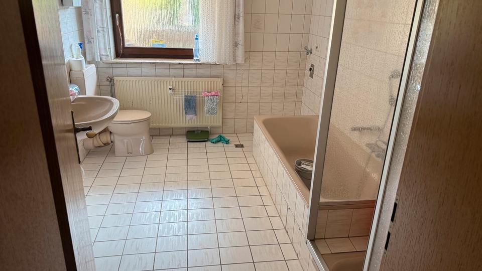 Etagenwohnung Idar-Oberstein Oberstein - 5 Zimmer, 110 m&sup2;, 160.000&euro; | Angebot:26706807