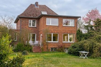 Haus Suderburg - 9 Zimmer, 180 m&sup2;, 249.000&euro; | Angebot:27156443