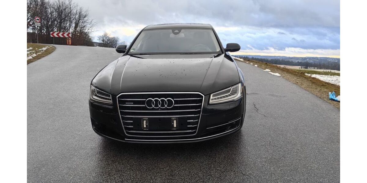 Audi A8 179.248 km 18.950 &euro; Salzweg 94121