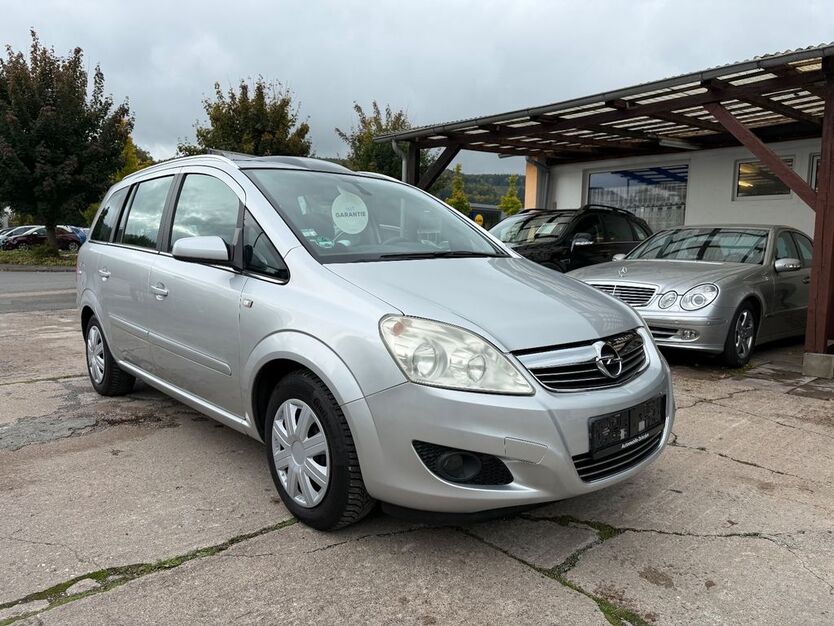 Opel Zafira 168.000 km 5.999 € Höxter 37671