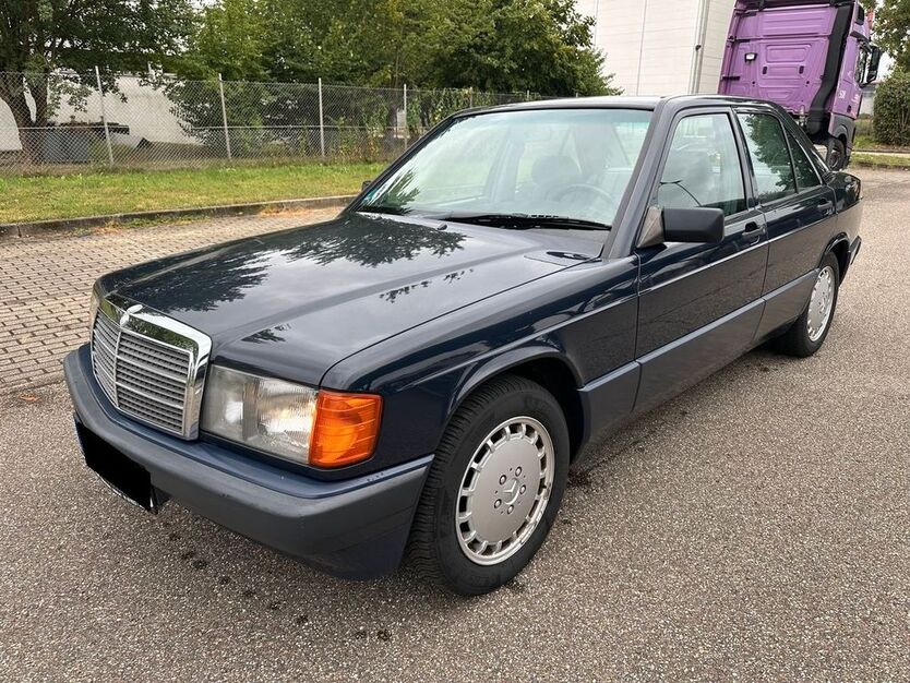 Mercedes-Benz 190 215.000 km 5.899 € Lahr 77933