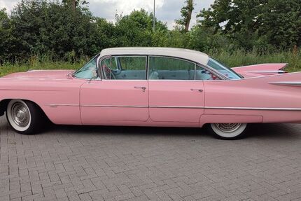 Cadillac Andere 25.000 km 49.000 &euro; Scharbeutz 23683