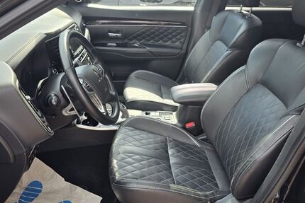 Mitsubishi Outlander 115.000 km 18.900 &euro; Hamburg 22049