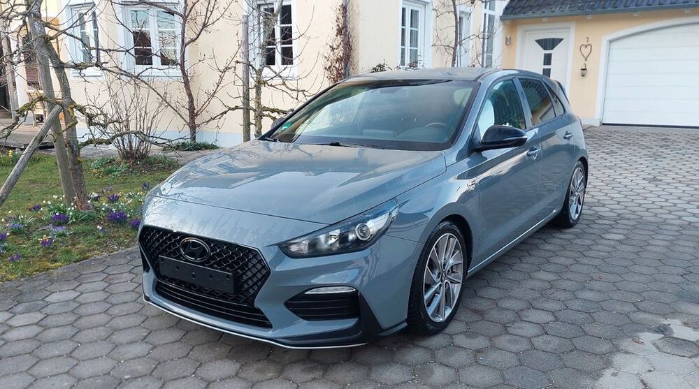 Hyundai i30 76.631 km 12.500 &euro; Reisbach 94419