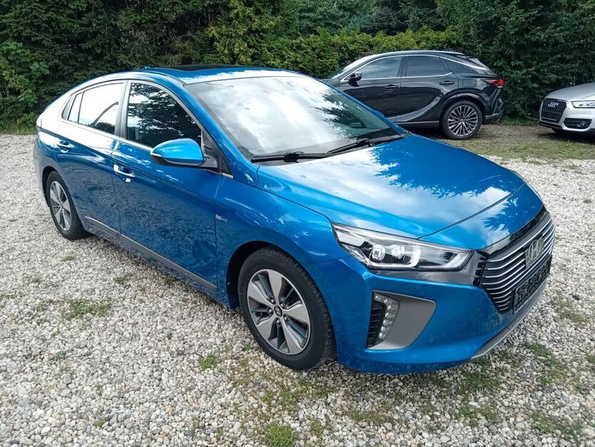 IONIQ