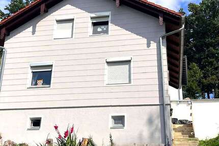 Haus zum Kaufen in Eggenfelden 279.000 € 146 m² 6 zimmer