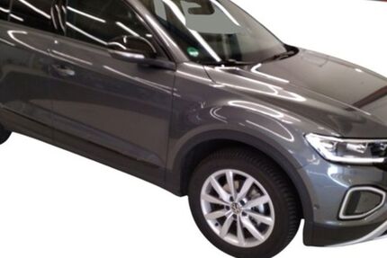 VW T-Roc 3.054 km 28.680 &euro; Mainburg 84048