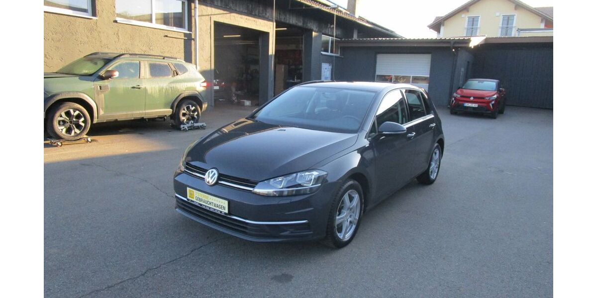 VW Golf 106.844 km 11.174 &euro; Furth im Wald 93437