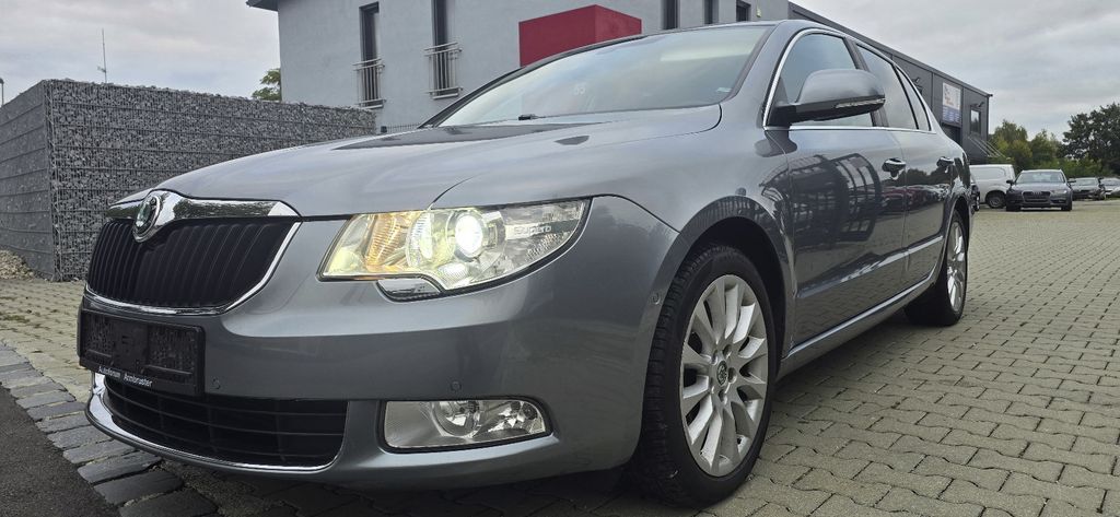 Skoda Superb 194.000 km 7.890 € Augsburg 86167
