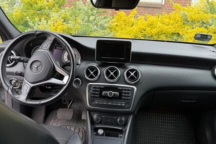 Mercedes-Benz 200 214.000 km 10.500 &euro; Himmelpforten 21709