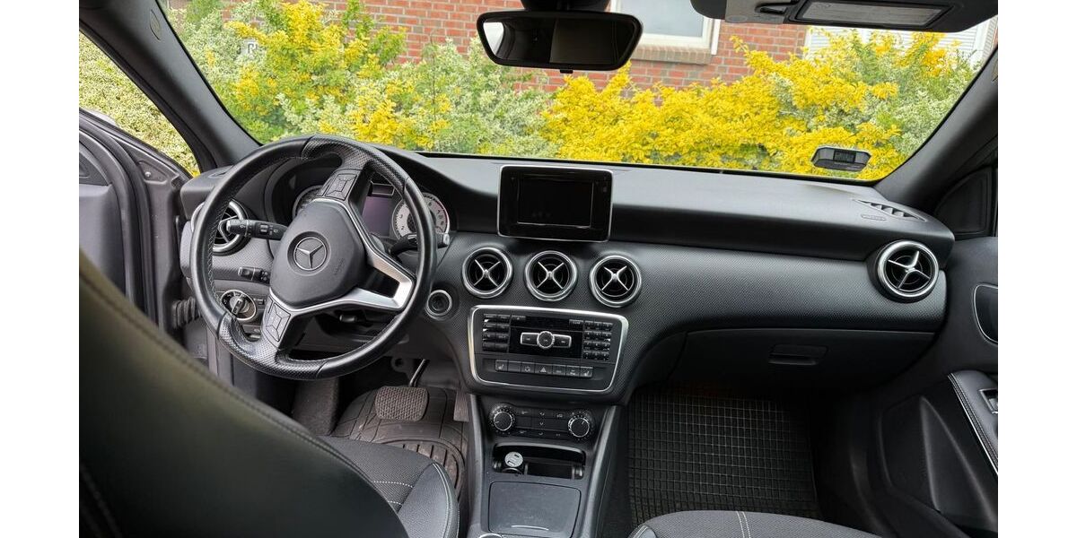 Mercedes-Benz 200 214.000 km 10.500 &euro; Himmelpforten 21709