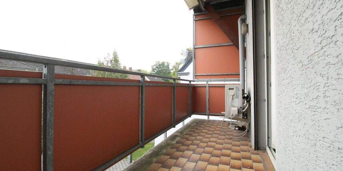 Etagenwohnung Duisburg Obermeiderich - 5 Zimmer, 110 m&sup2;, 145.000&euro; | Angebot:24825170