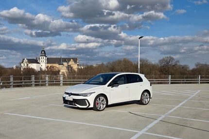 VW Golf 7.800 km 41.900 &euro; Wolfsburg 38440