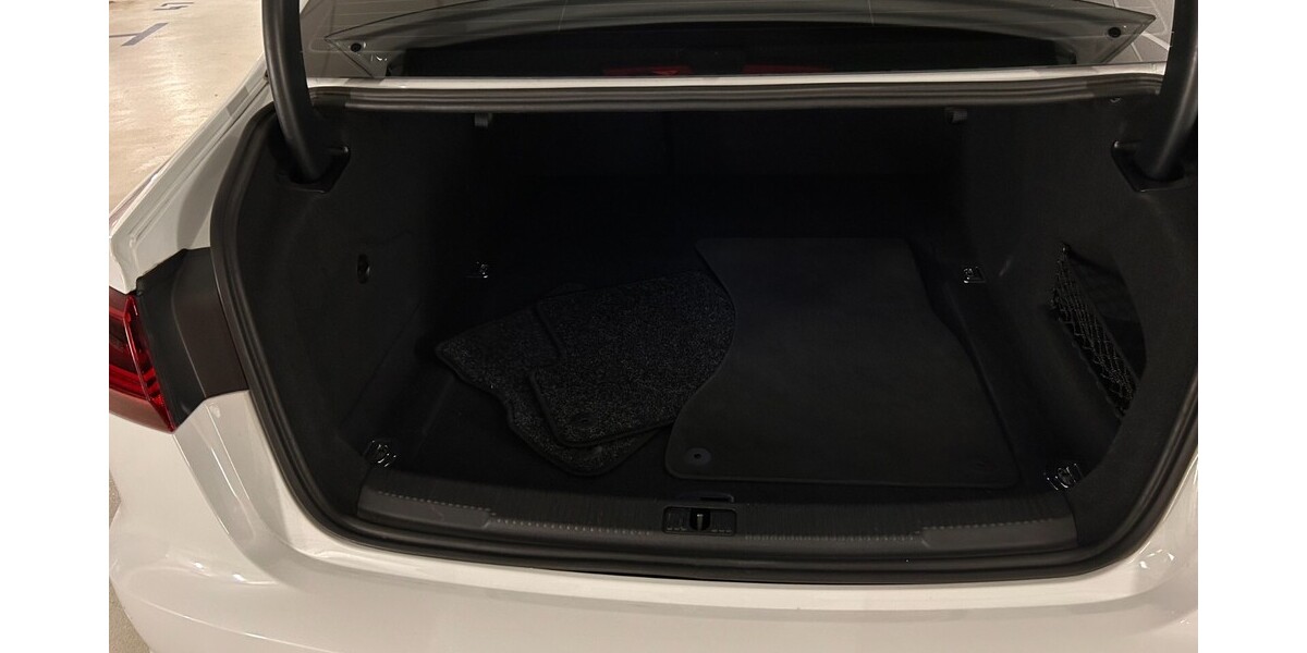 Audi A6 143.000 km 24.700 &euro; Bremen 28195