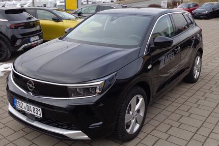 Opel Grandland (X) 10.250 km 29.990 &euro; Schneeberg 08289