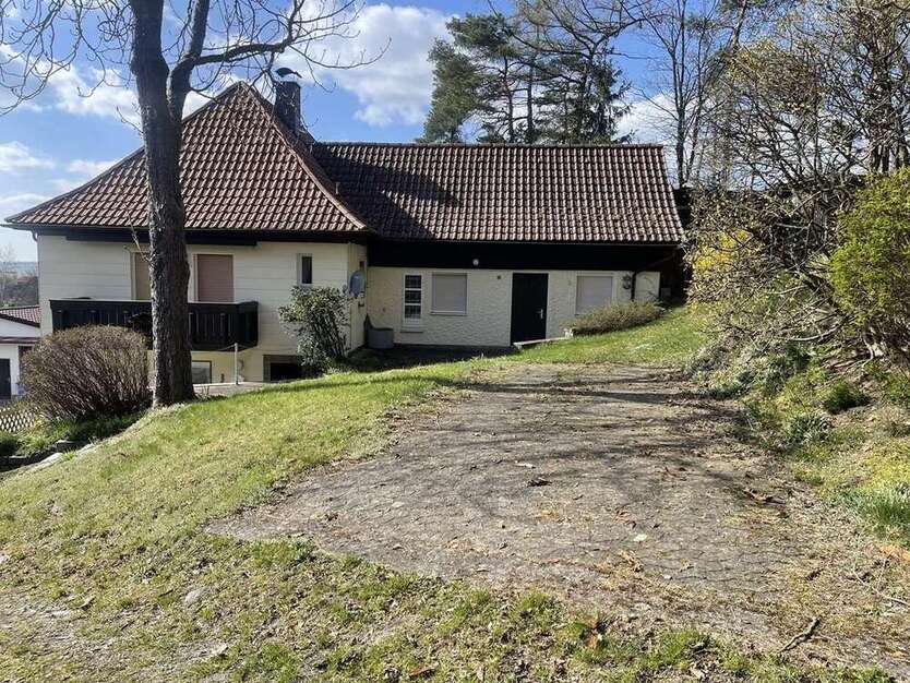 Haus zum Kaufen in Gefrees-Metzlersreuth 262.000 € 183 m²