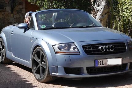 Audi TT 142.000 km 15.500 &euro; Bielefeld 33739