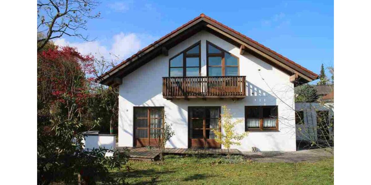 Vollmöbliertes WG Zimmer mit Balkon und viel Komfort 1 zimmer