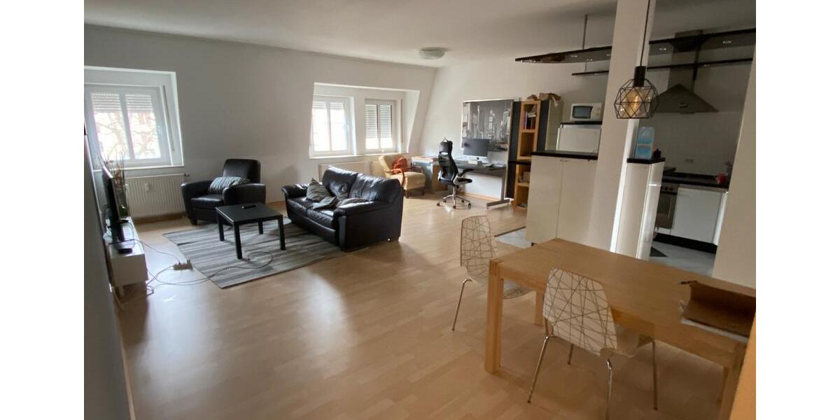 Dachgeschoßwohnung Dresden Neustadt - 2 Zimmer, 63 m&sup2;, 850&euro; | Angebot:26576704