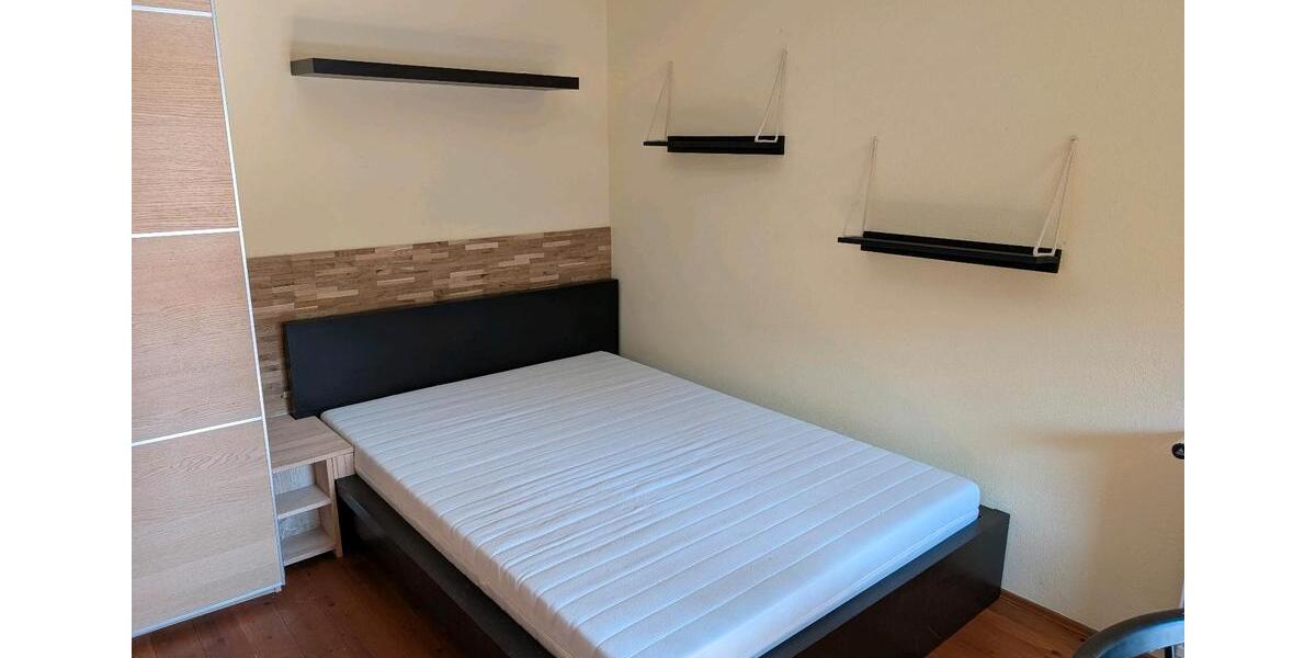 Etagenwohnung Regenstauf - 1 Zimmer, 27 m&sup2;, 380&euro; | Angebot:25968156