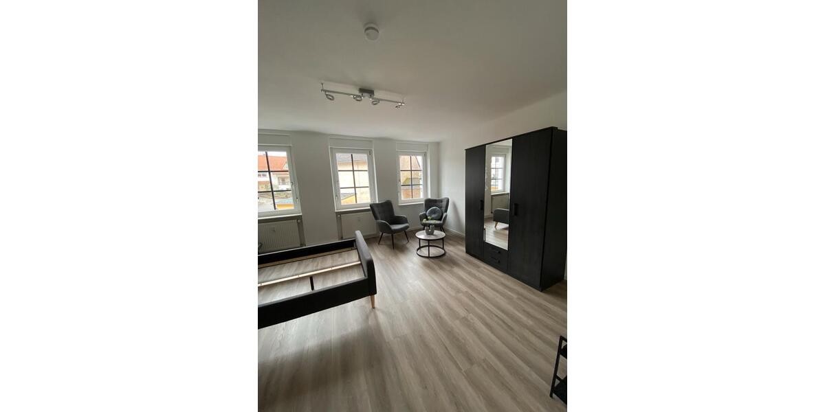 Hochparterre Perl - 1 Zimmer, 47 m&sup2;, 799&euro; | Angebot:25174967