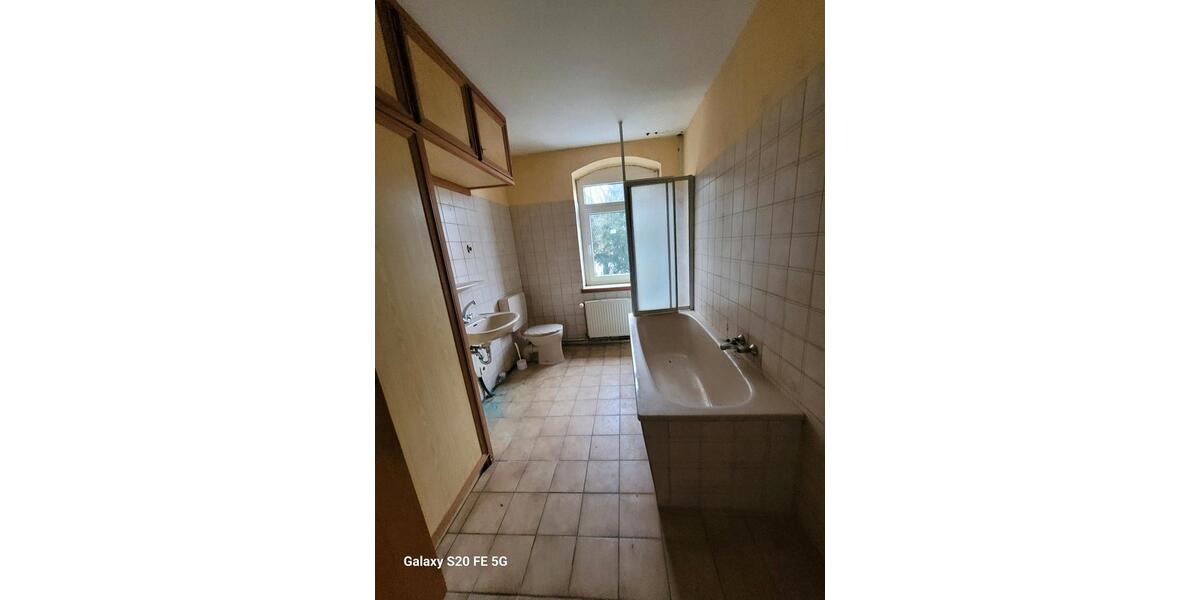 Einfamilienhaus Emmerthal - 7 Zimmer, 200 m&sup2;, 99.000&euro; | Angebot:26147374
