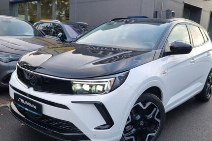 Opel Grandland (X) 16.214 km 29.980 &euro; Potsdam 14480