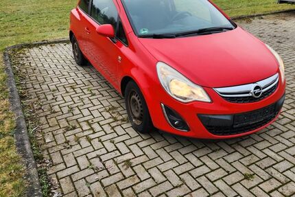Opel Corsa 131.487 km 2.400 &euro; Neuhaus am Rennweg 98724