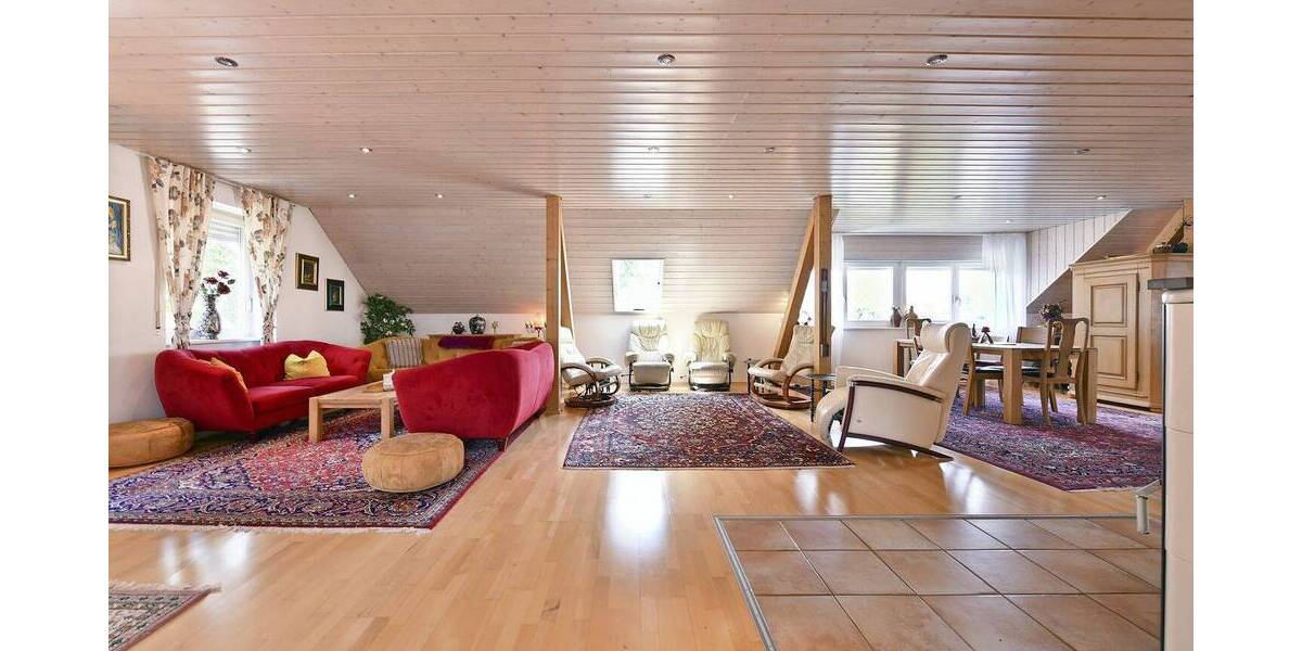 Wohnen mit Weitblick - großzügiges Anwesen mit bis zu drei Wohneinheiten 7 zimmer