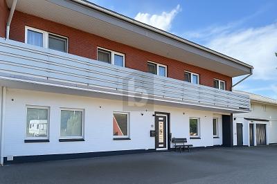 FÜR INVESTOREN MIT 8% STARKER RENDITE - Wohn- & Geschäftshaus Stade Bützfleth | Angebot:27233926