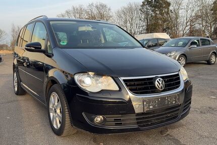 VW Touran 220.475 km 4.580 &euro; Rendsburg ja 24768