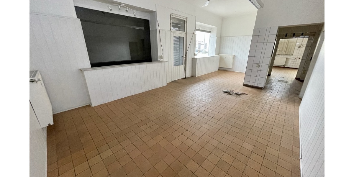 Schnäppchen! Großes Ladenlokal als Einzelhandel, Praxis oder Büro in Gera-Debschwitz zu vermieten ! - Gewerbeobjekt Gera Debschwitz | Angebot:26384349