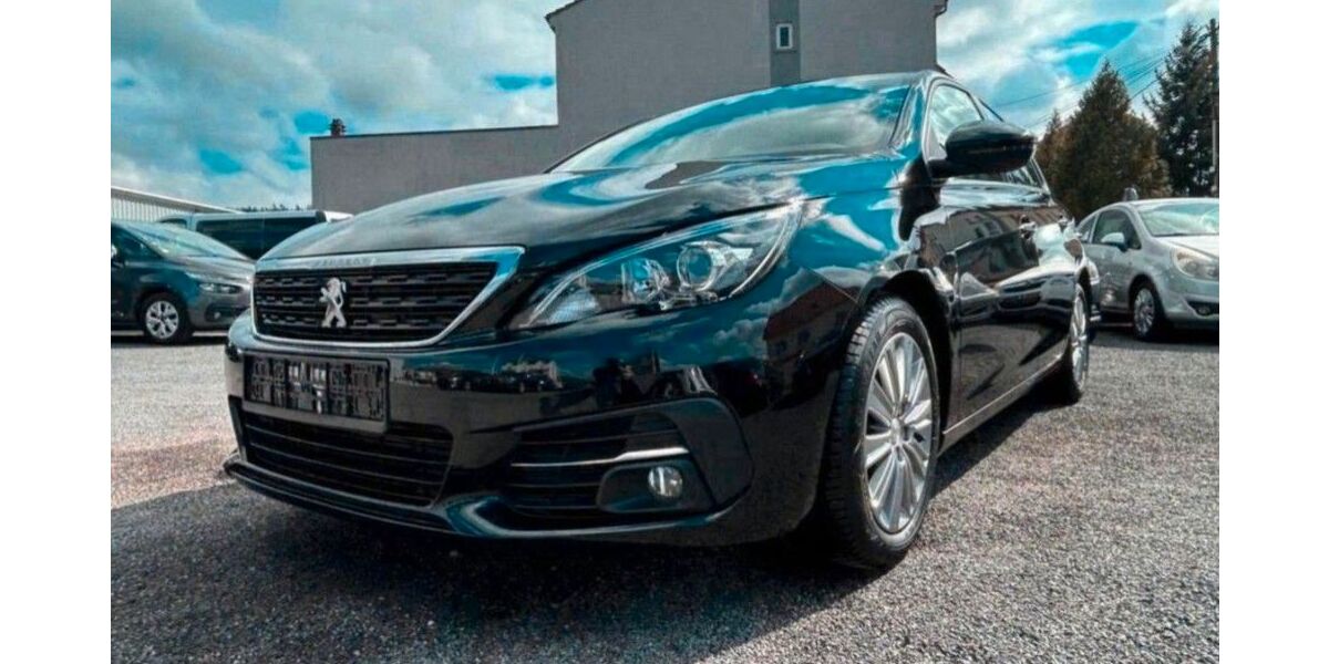 Peugeot 308 59.900 km 11.990 &euro; Saarbrücken 66117