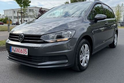 VW Touran 159.271 km 13.500 € Hannover 30179