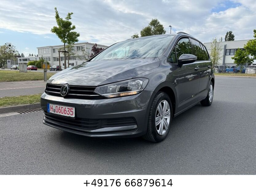 VW Touran 159.271 km 13.900 € Hannover 30179