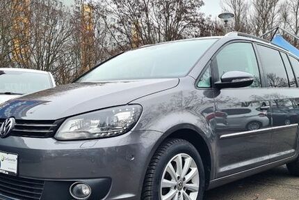 VW Touran 119.700 km 12.985 &euro; Berlin-Lichtenberg 10315