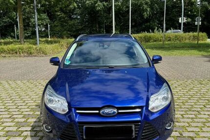 Ford Focus 156.000 km 8.200 € Paderborn 33098