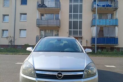 Opel Astra 172.000 km 2.300 &euro; Hanau OT Wolfgang 63457