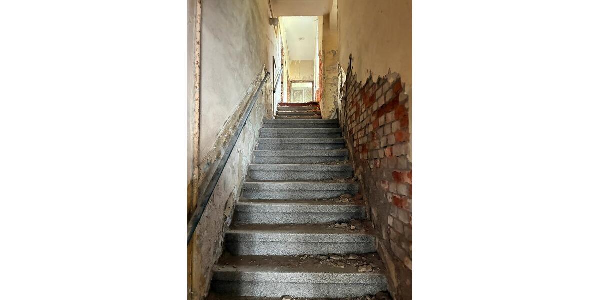 Mehrfamilienhaus, Wohnhaus Zwickau - 10 Zimmer, 560 m&sup2;, 79.500&euro; | Angebot:26550147