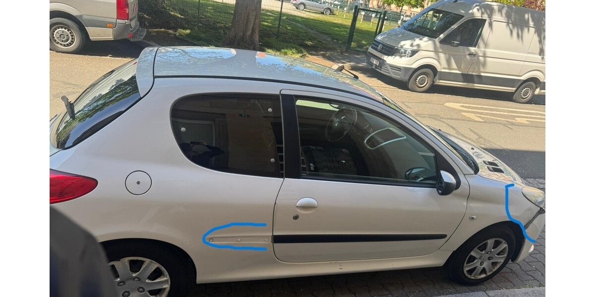 Peugeot 206 136.000 km 1.400 &euro; Nürnberg 90403