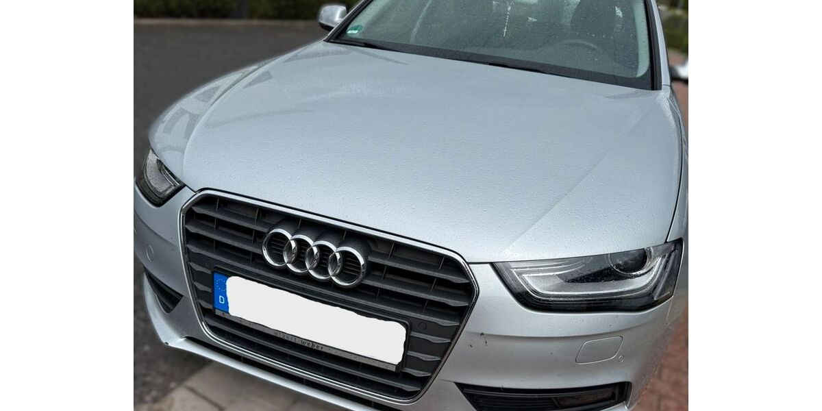 Audi A4 99.500 km 12.950 &euro; Schlitz 36110