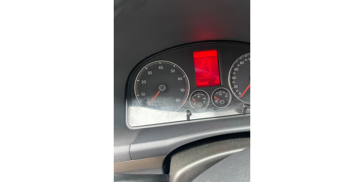 VW Touran 198.500 km 5.499 &euro; Weisweil 79367