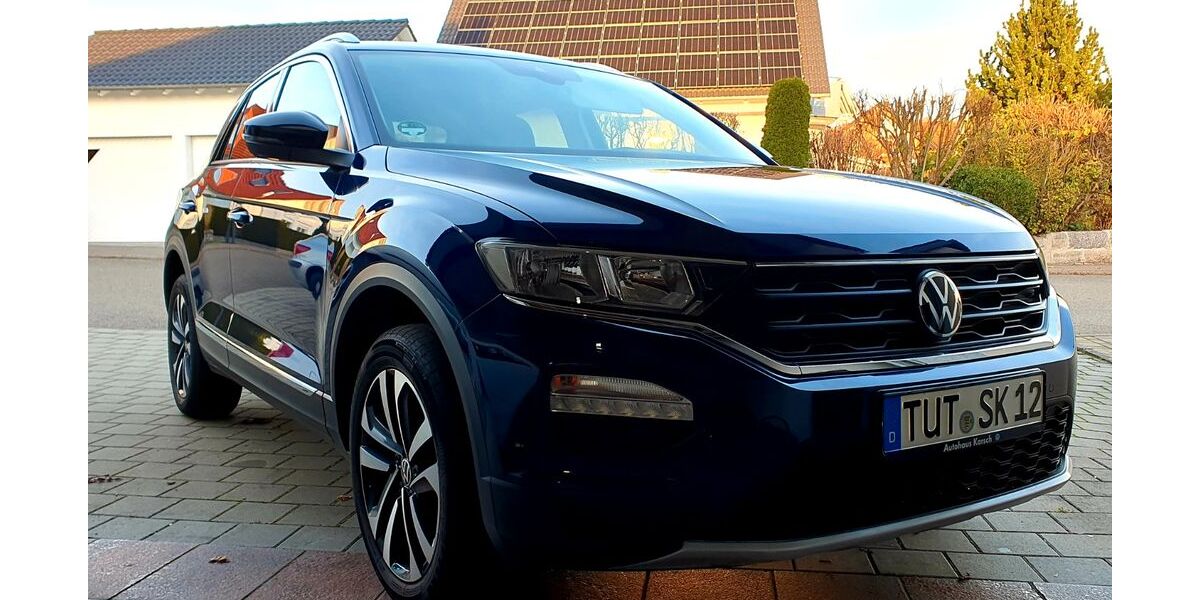 VW T-Roc 98.000 km 14.999 &euro; Aldingen 78554