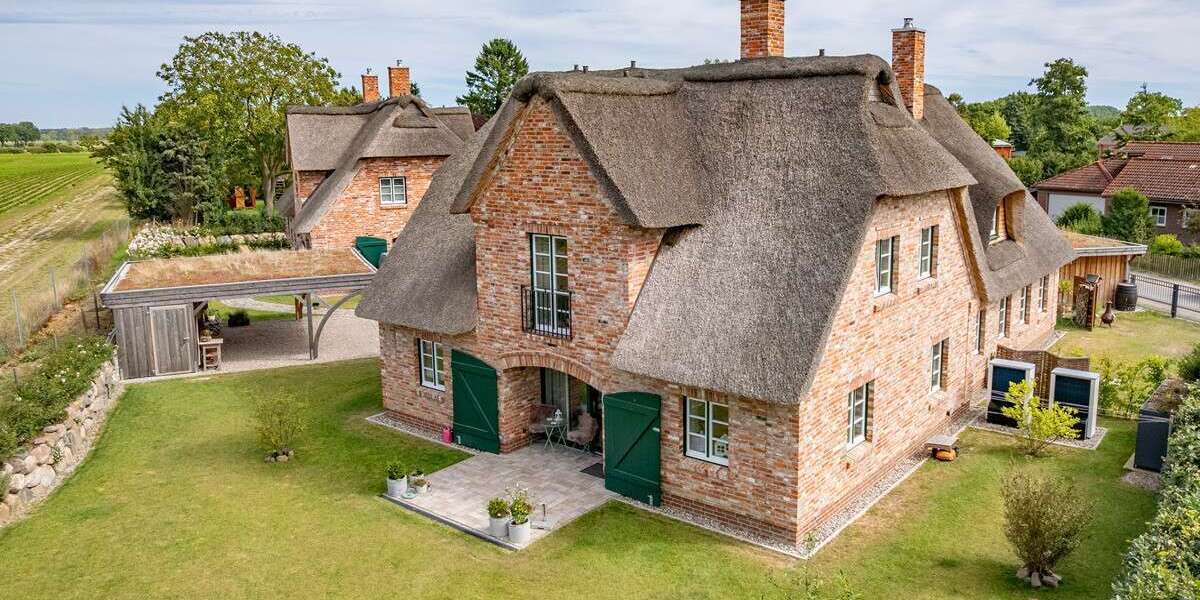 Haus zum Kaufen in Grömitz 995.000 € 140 m² 4 zimmer