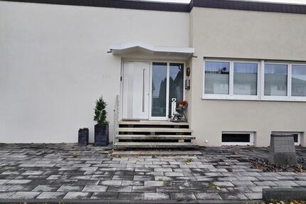 Modernes EFH mit flexibler Wohn-Gewerbefläche 3 zimmer