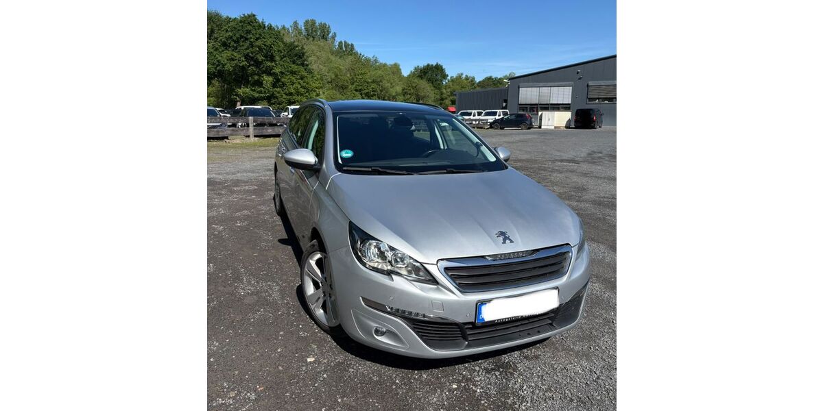 Peugeot 308 120.500 km 8.500 &euro; Uslar 37170