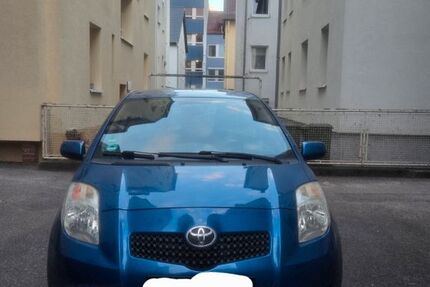 Toyota Yaris 141.000 km 3.600 &euro; Stuttgart 70180
