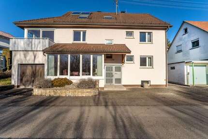 Haus zum Kaufen in Rottweil 320.000 € 198 m² 8 zimmer