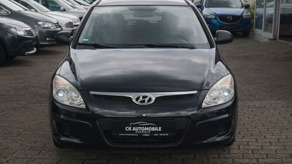 Hyundai i30 210.000 km 2.990 &euro; Mannheim 68309