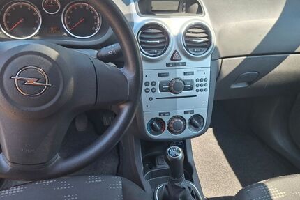 Opel Corsa 133.000 km 2.950 &euro; Groß Oesingen 29393